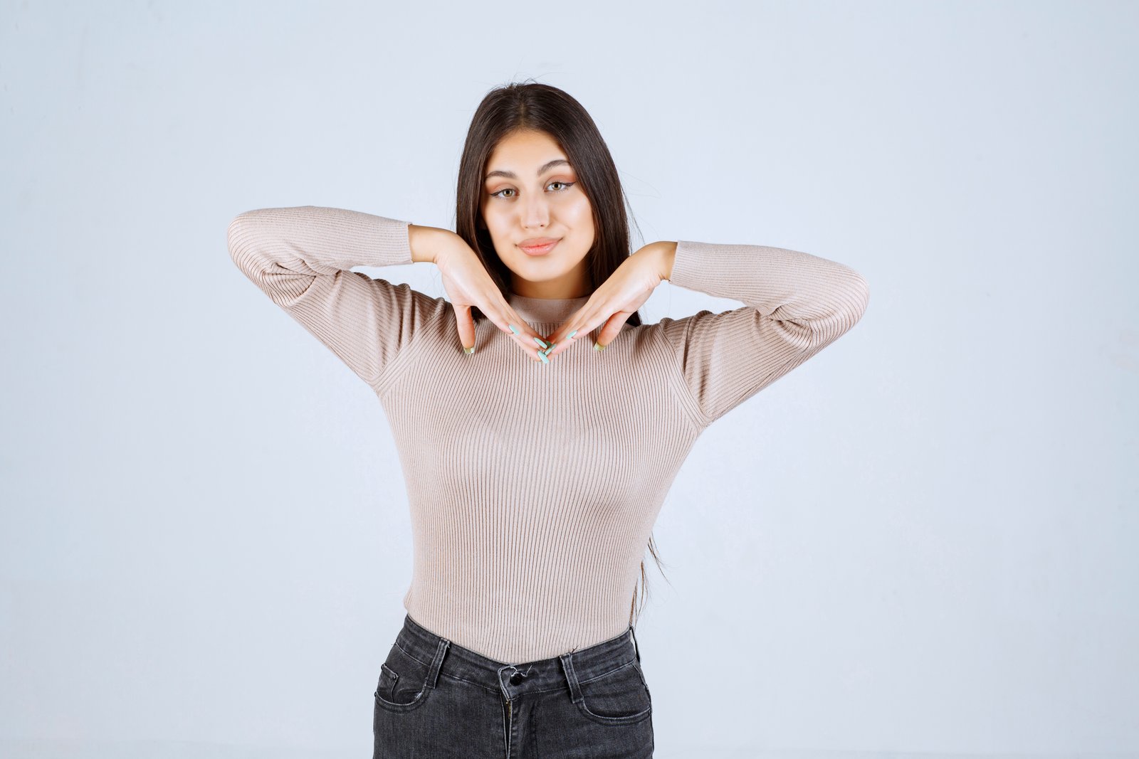 astrid posing beauty for the camera